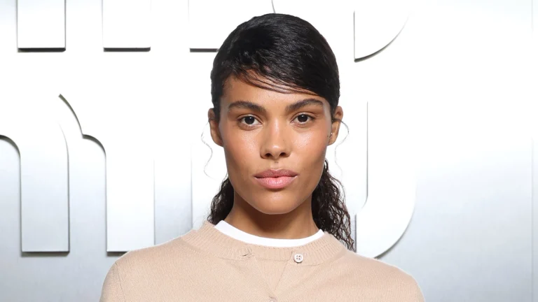 тина кунаки