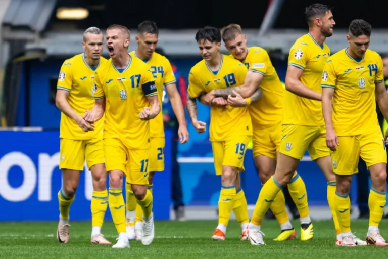 збірна україни матчі