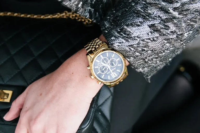 часи на руку